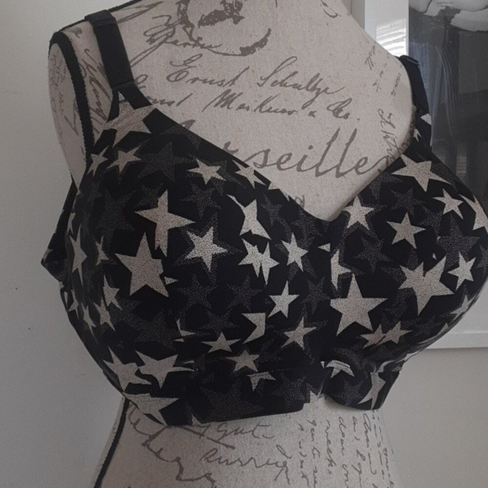 Torrid Bra Black & Stars Women's 46C NWT